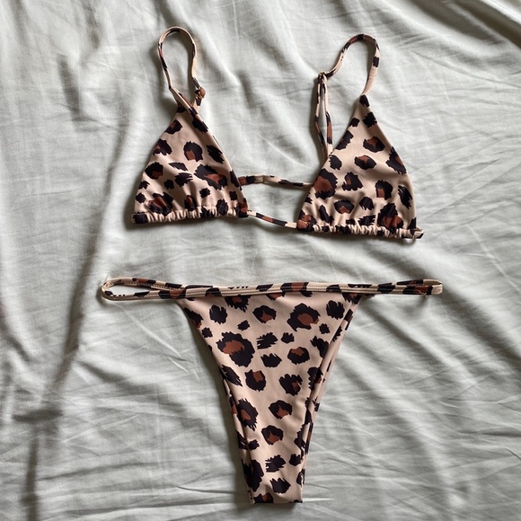 Lahana swim set - Picture 1 of 9